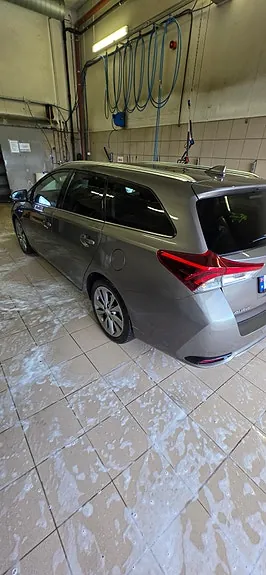 Toyota Auris 2017 photo 2
