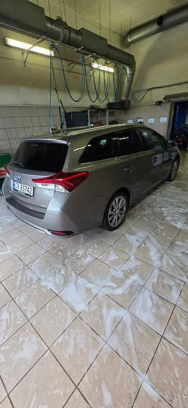 Toyota Auris 2017 photo 3