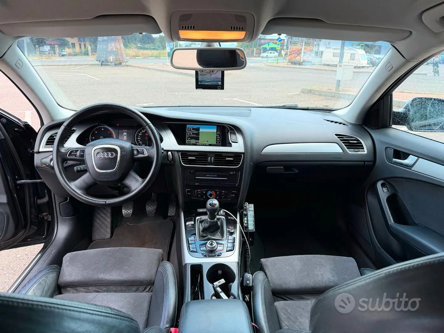 Audi A4 Avant 2012 photo 4