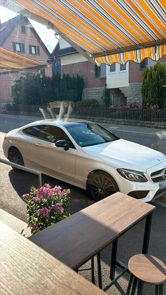 Mercedes-Benz C200