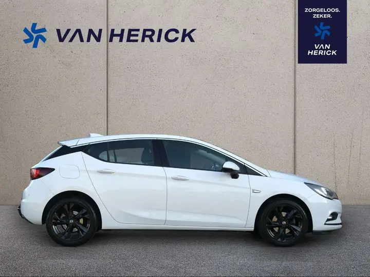 Opel Astra 2017 photo 3