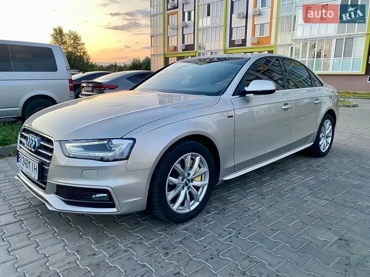 Audi A4 2014 photo 5