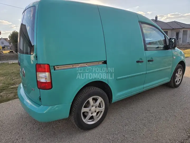 Volkswagen Caddy 2012 photo 3