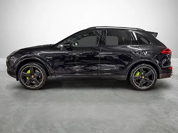 Porsche Cayenne 2017 photo 2