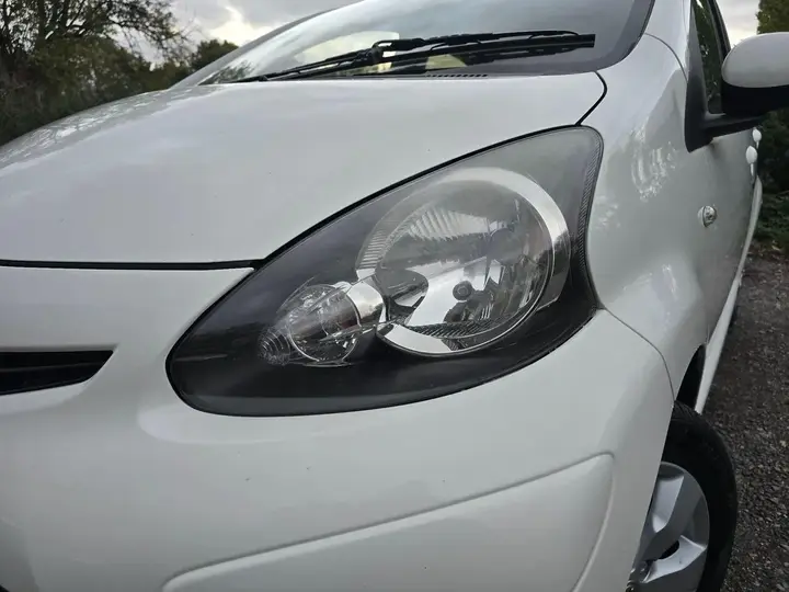 Toyota Aygo 2013 photo 3
