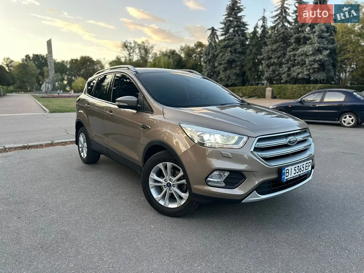 Ford Kuga 2019 photo 2