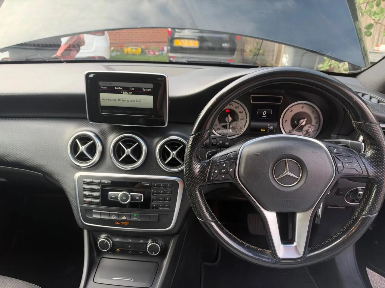 Mercedes-Benz A-Class 2014 photo 3