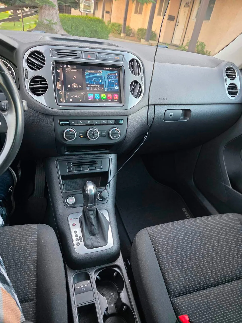 Volkswagen Tiguan 2015 photo 2