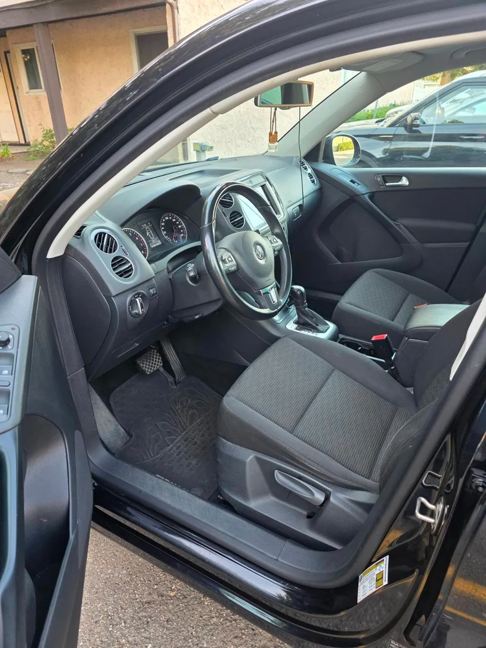 Volkswagen Tiguan 2015 photo 4