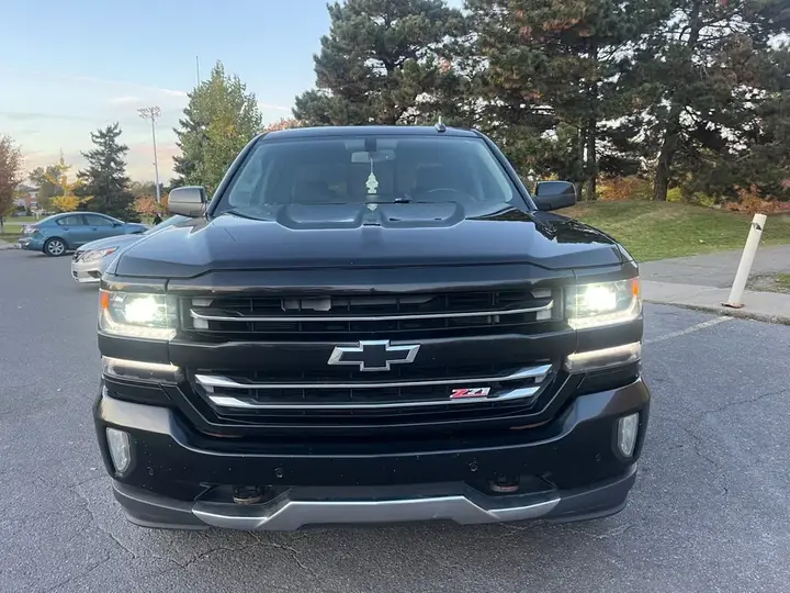 Chevrolet Silverado 2017 photo 2