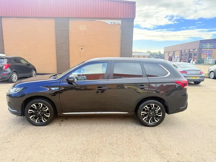 Mitsubishi Outlander 2016 photo 3