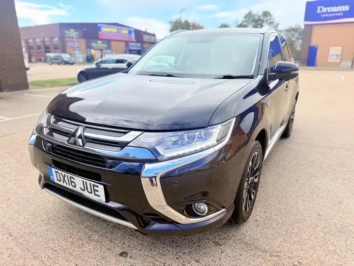 Mitsubishi Outlander 2016 photo 4