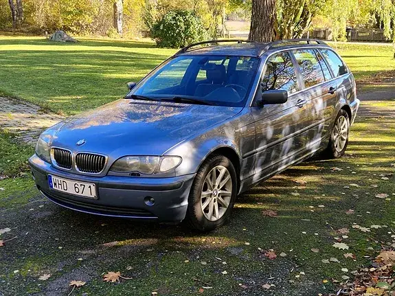 BMW 320I