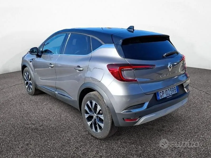 Renault Captur 2023 photo 4