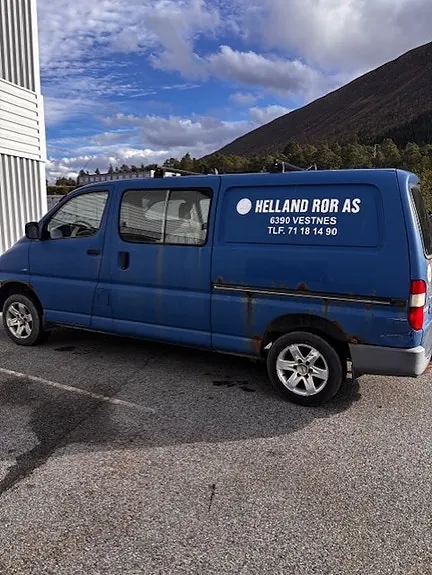 Toyota Hiace 2002 photo 2