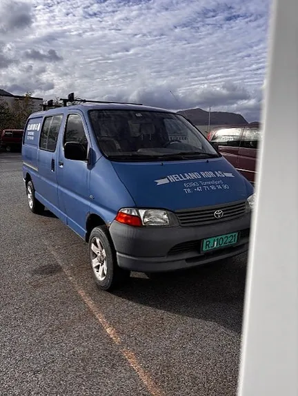 Toyota Hiace 2002 photo 3