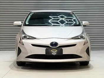 Toyota Prius 2017 photo 4