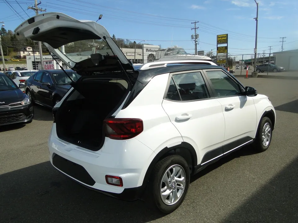 Hyundai Venue 2025 photo 3