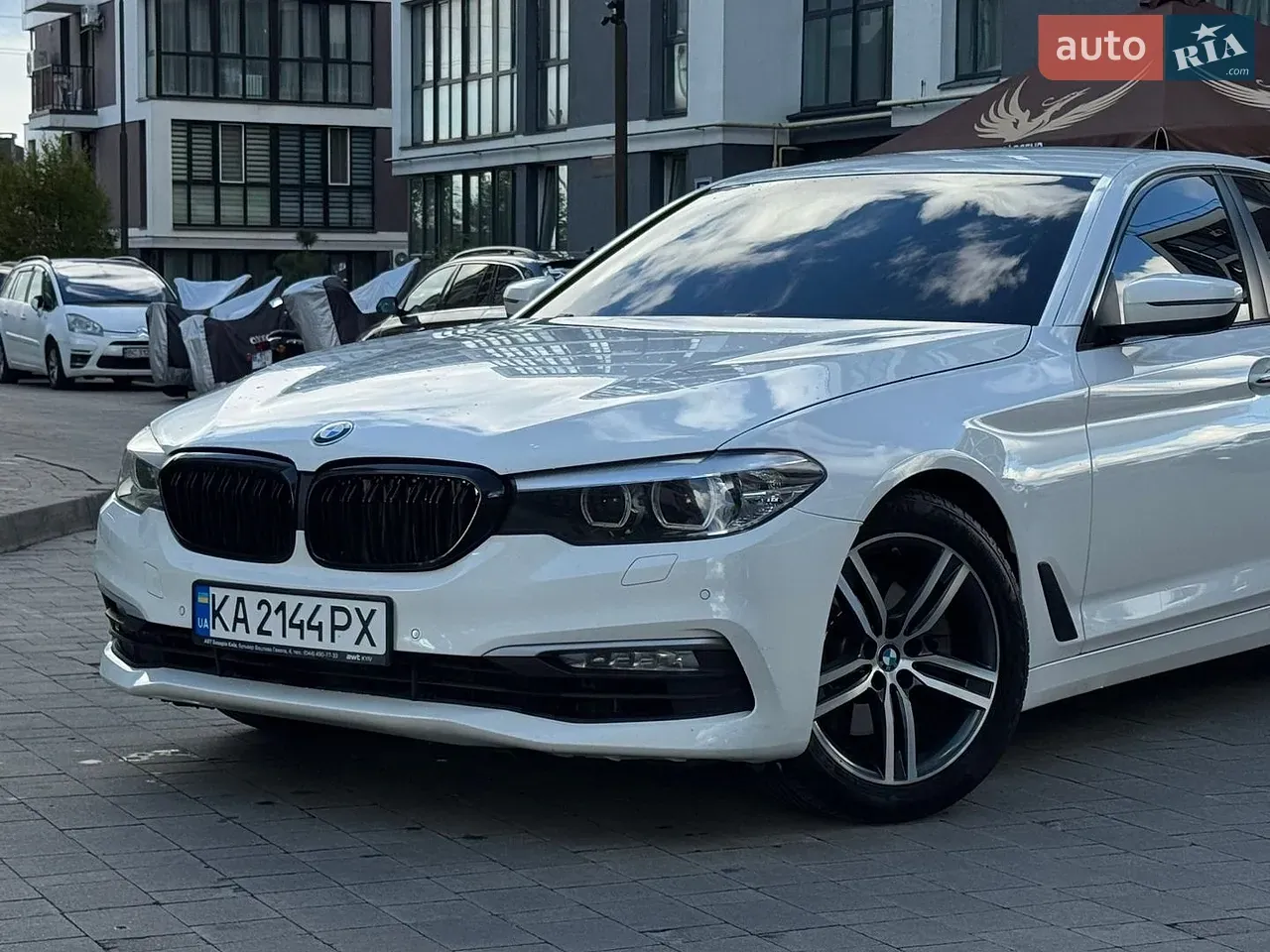 BMW 5 Series 2017 photo 5