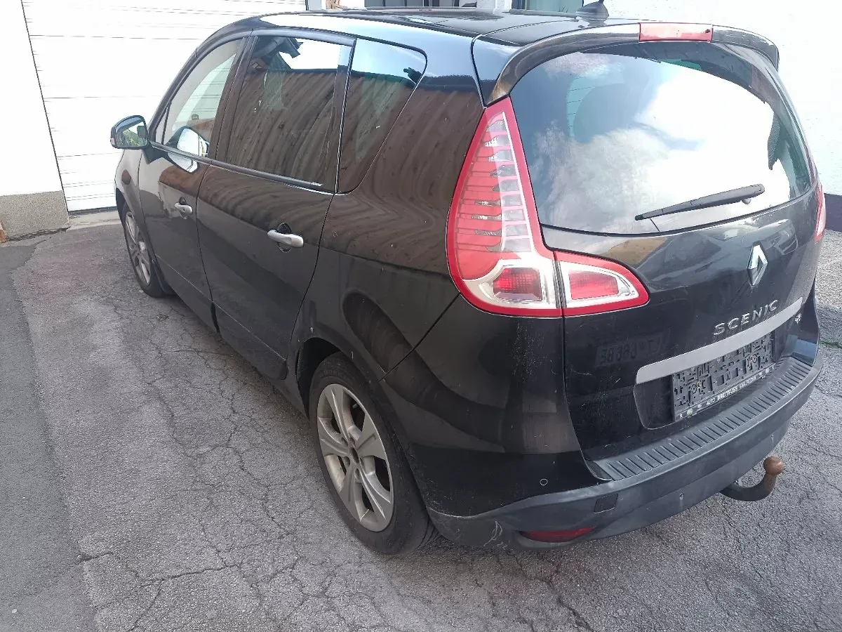 Renault Megane Scenic 2009 photo 3