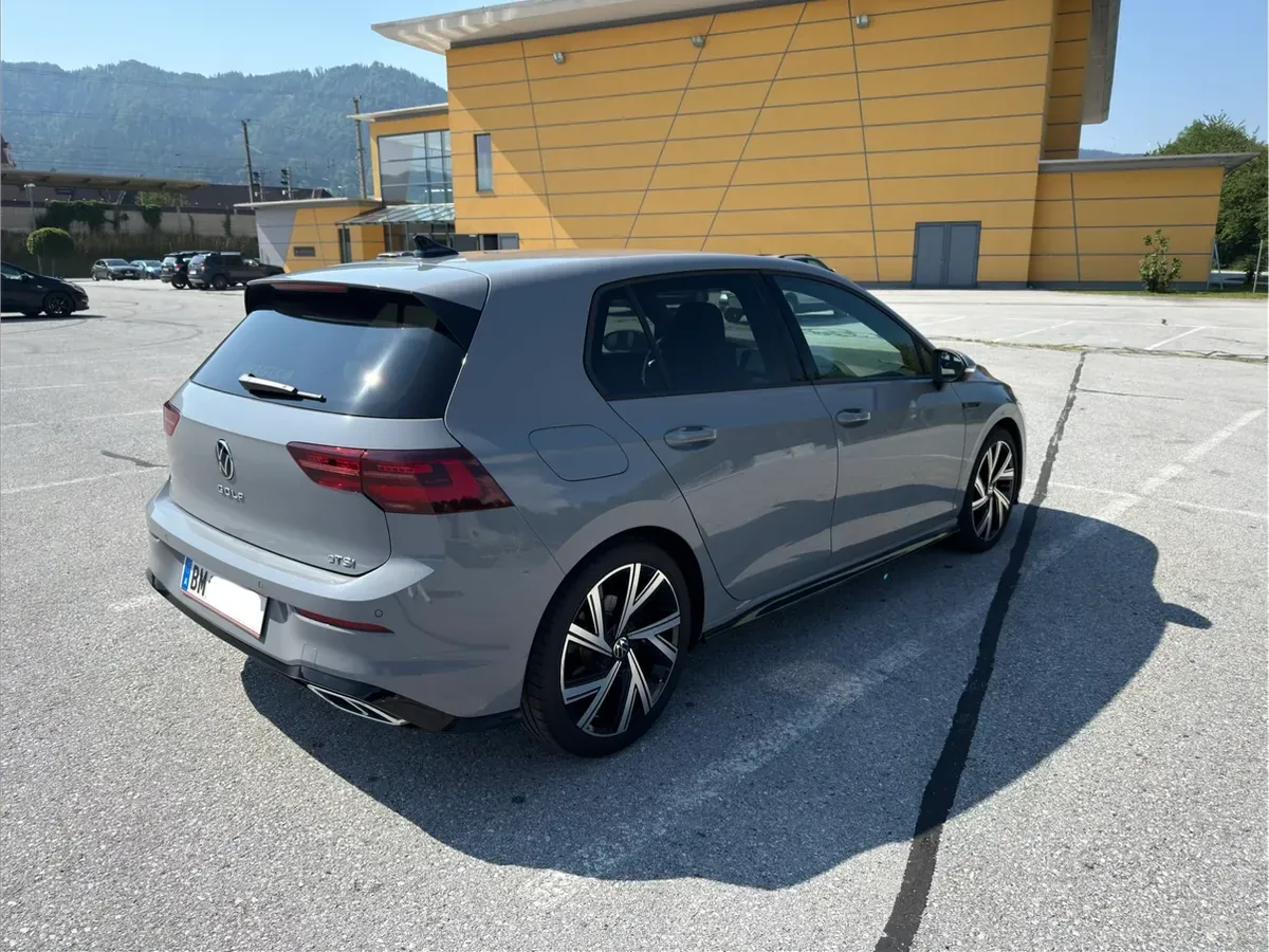 Volkswagen Golf 2022 photo 3