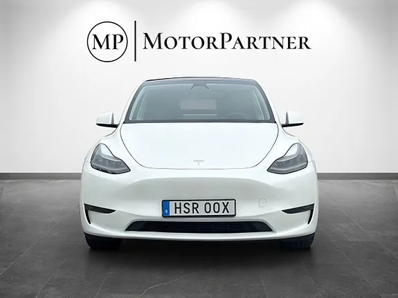 Tesla Model Y 2023 photo 3