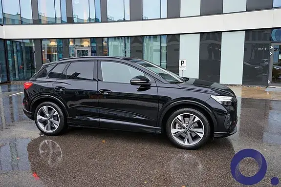 Audi Q4 E-Tron 2022 photo 3