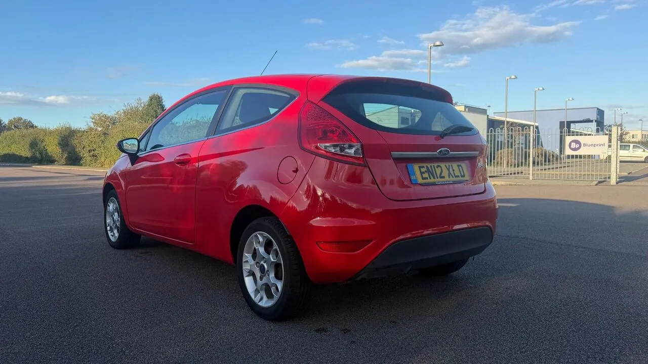 Ford Fiesta 2012 photo 5