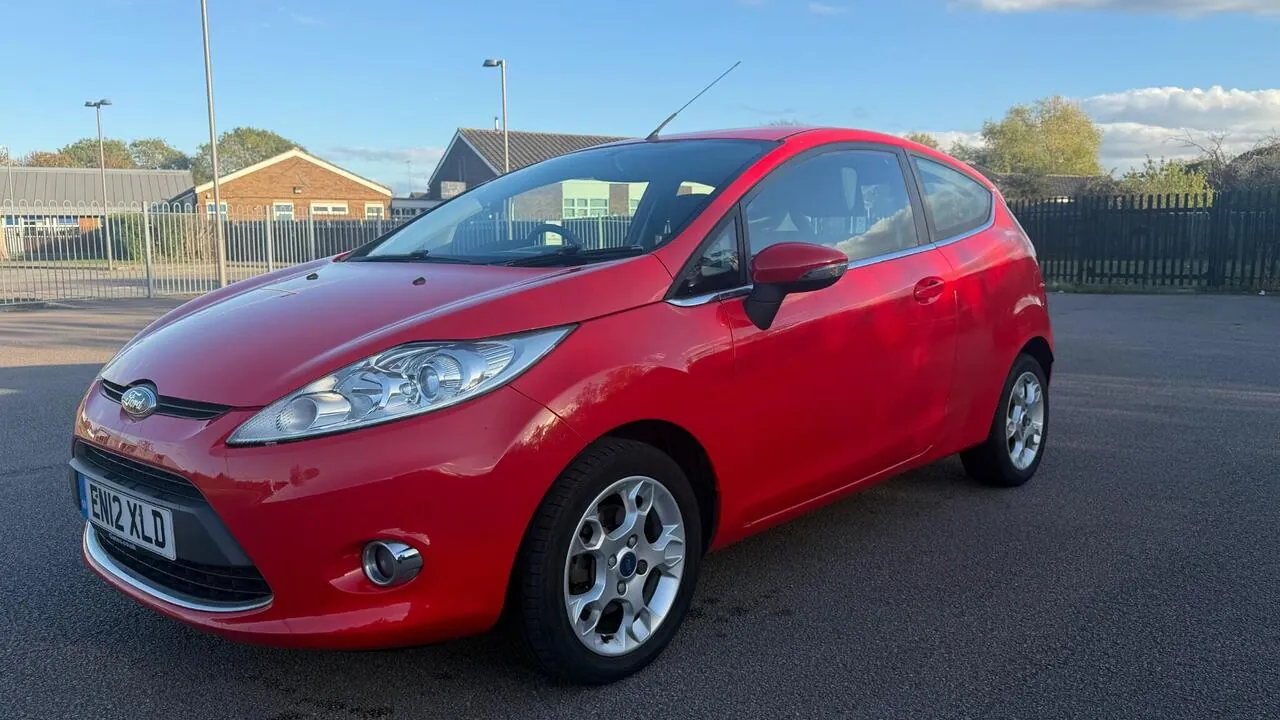 Ford Fiesta 2012 photo 3