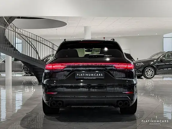 Porsche Cayenne 2023 photo 4