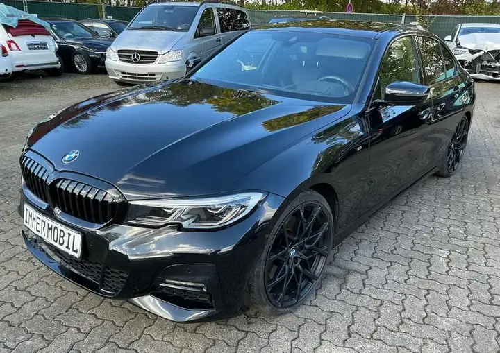 BMW 330I