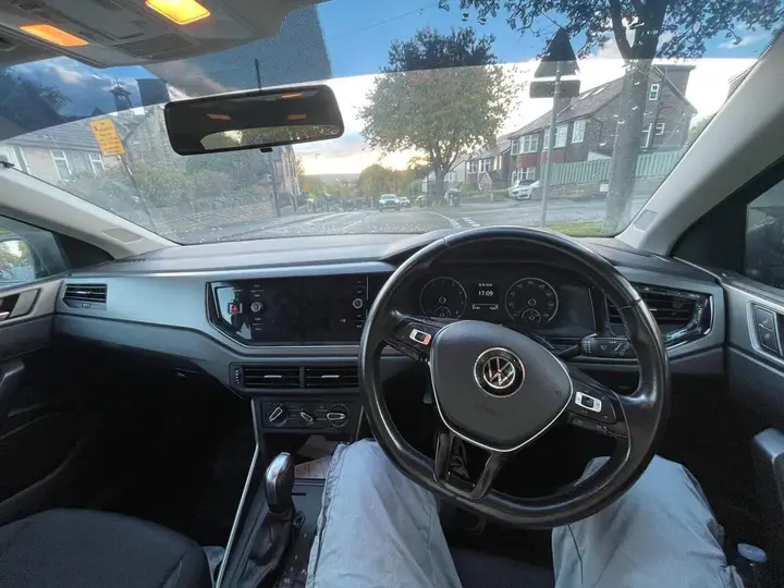 Volkswagen Polo 2021 photo 2