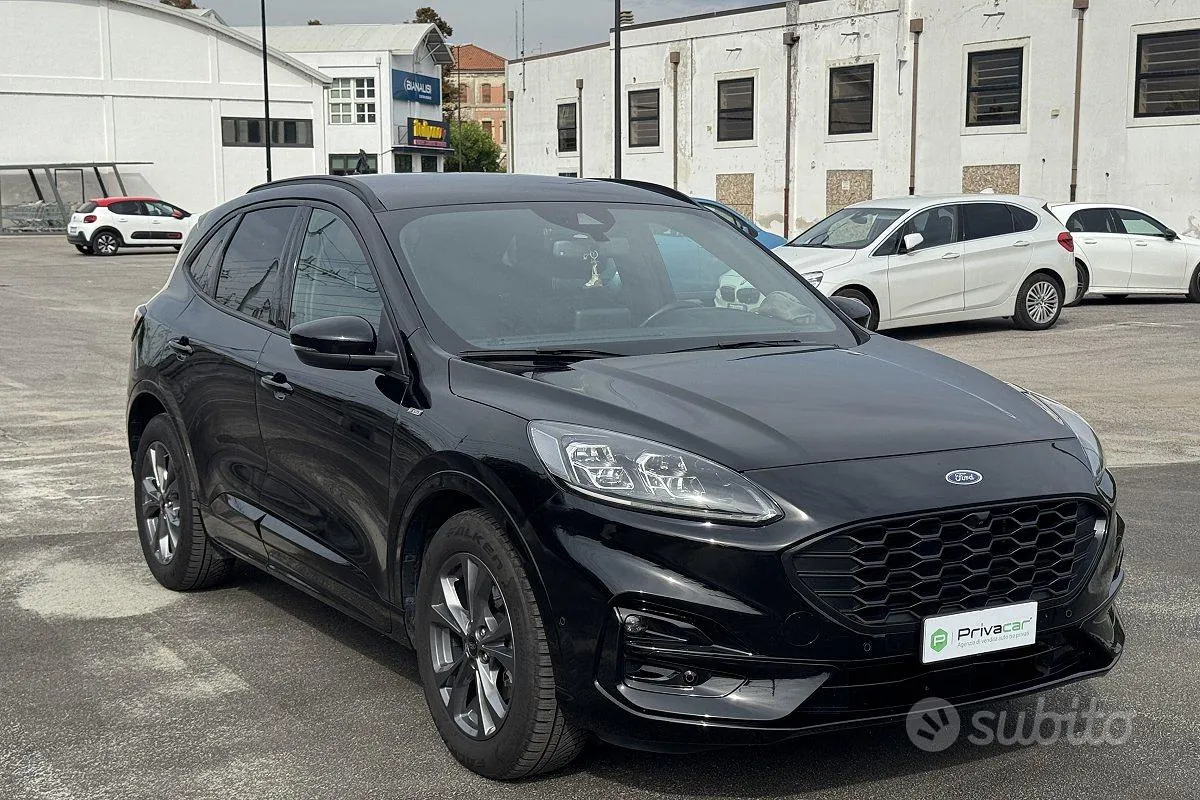 Ford Kuga 2022 photo 3