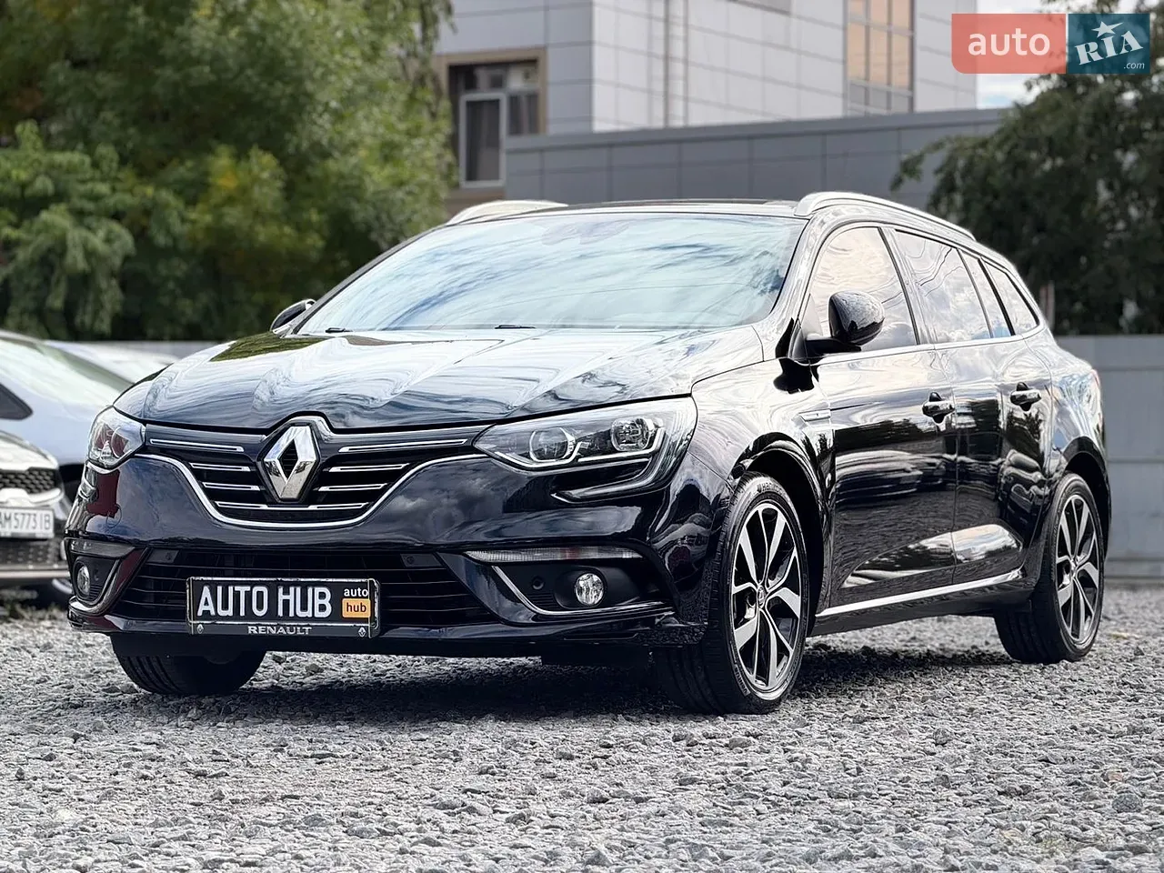 Renault Megane 2018 photo 2