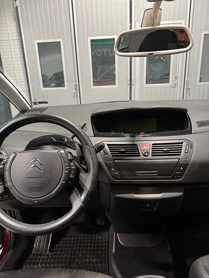 Citroen C4 Picasso 2012 photo 4