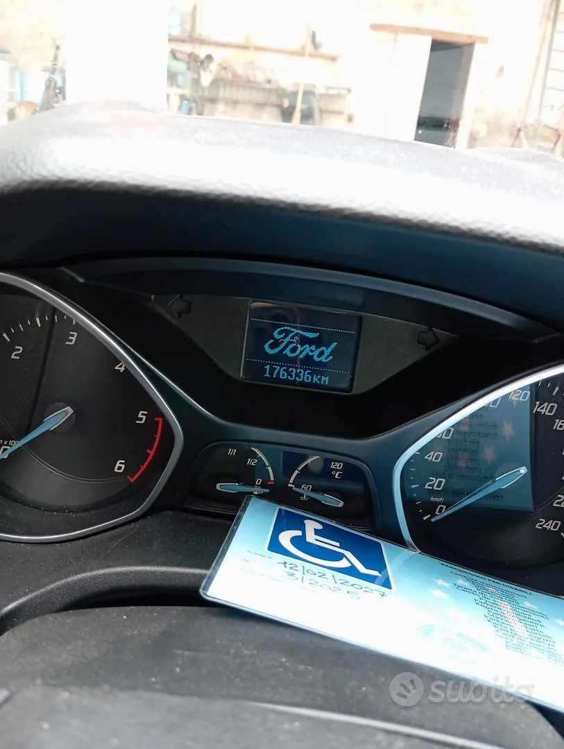 Ford Focus 2012 photo 5