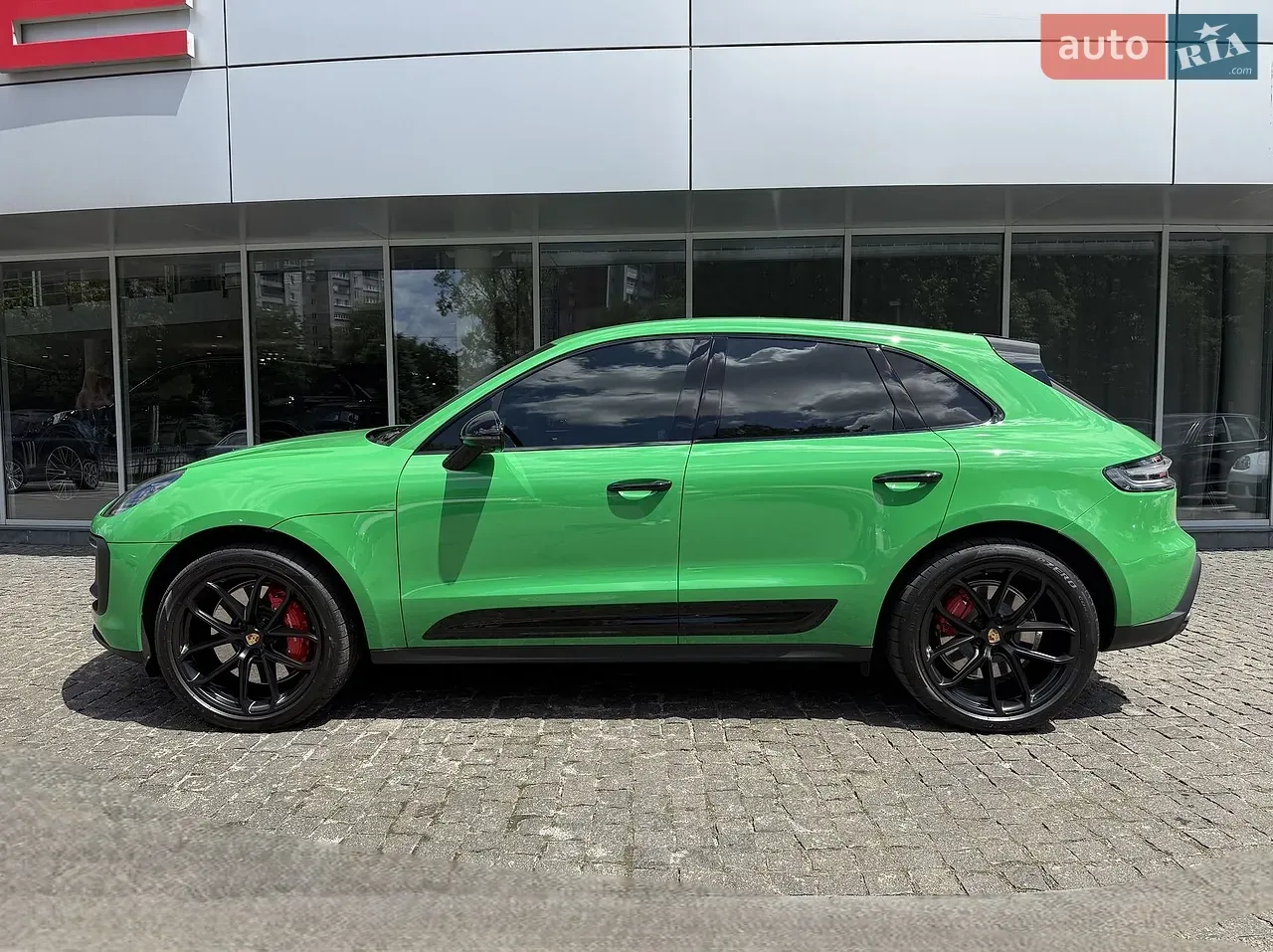 Porsche Macan 2025 photo 3