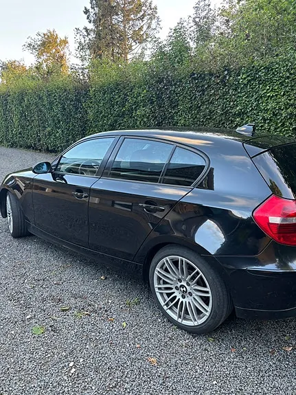 BMW 118D 2007 photo 2