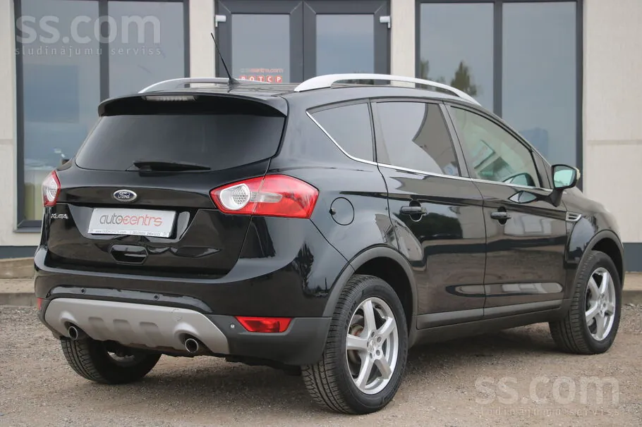 Ford Kuga 2011 photo 4