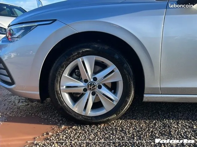 Volkswagen Golf 2023 photo 3