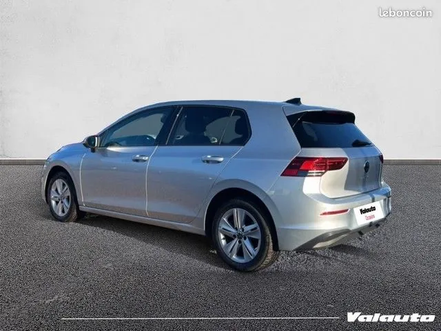 Volkswagen Golf 2023 photo 2