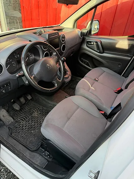 Peugeot Partner 2015 photo 2