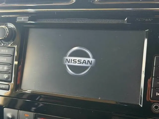 Nissan Serenade 2014 photo 3