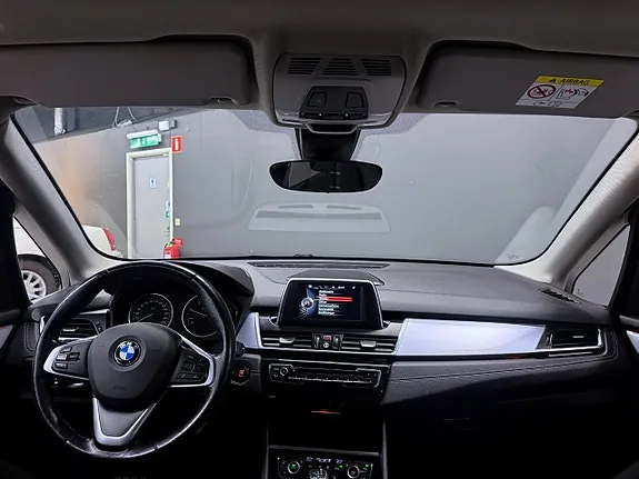 BMW 218D 2015 photo 2