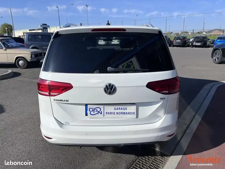 Volkswagen Touran 2017 photo 5