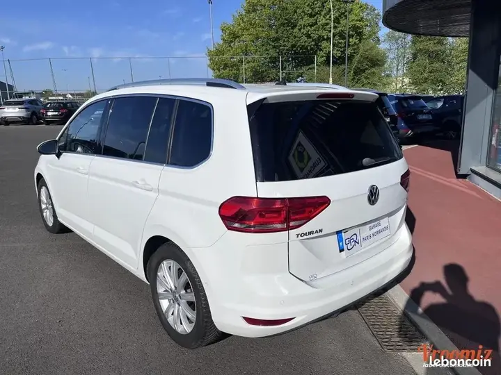 Volkswagen Touran 2017 photo 4