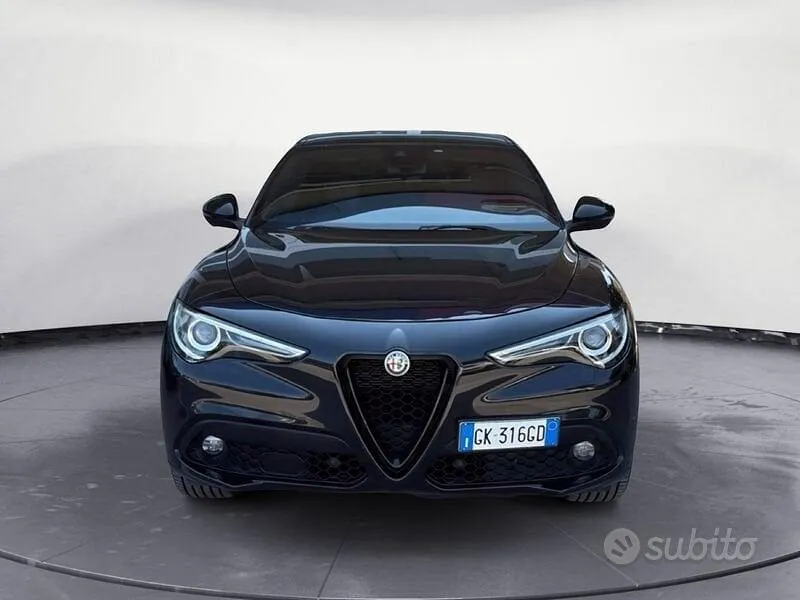 Alfa Romeo Stelvio 2022 photo 2