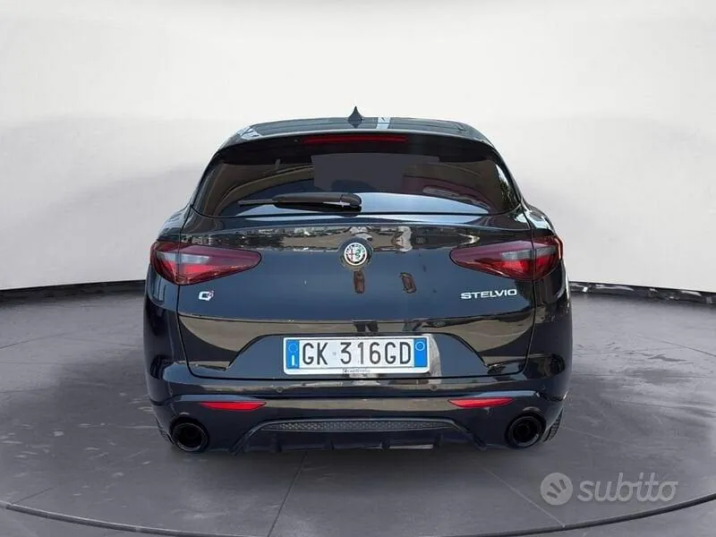 Alfa Romeo Stelvio 2022 photo 4
