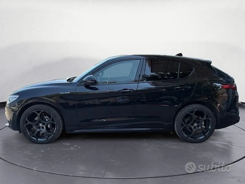 Alfa Romeo Stelvio 2022 photo 3