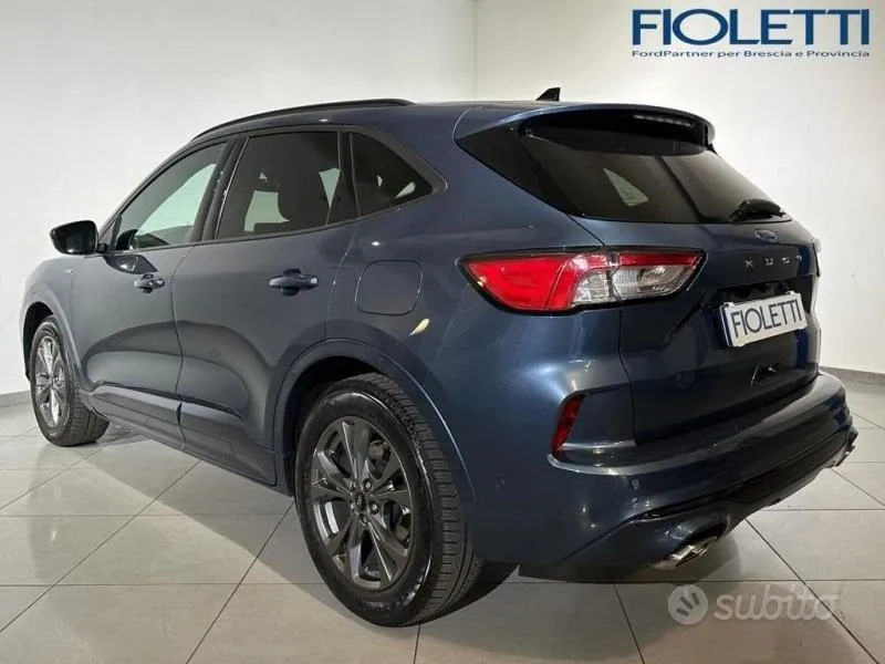 Ford Kuga 2023 photo 2